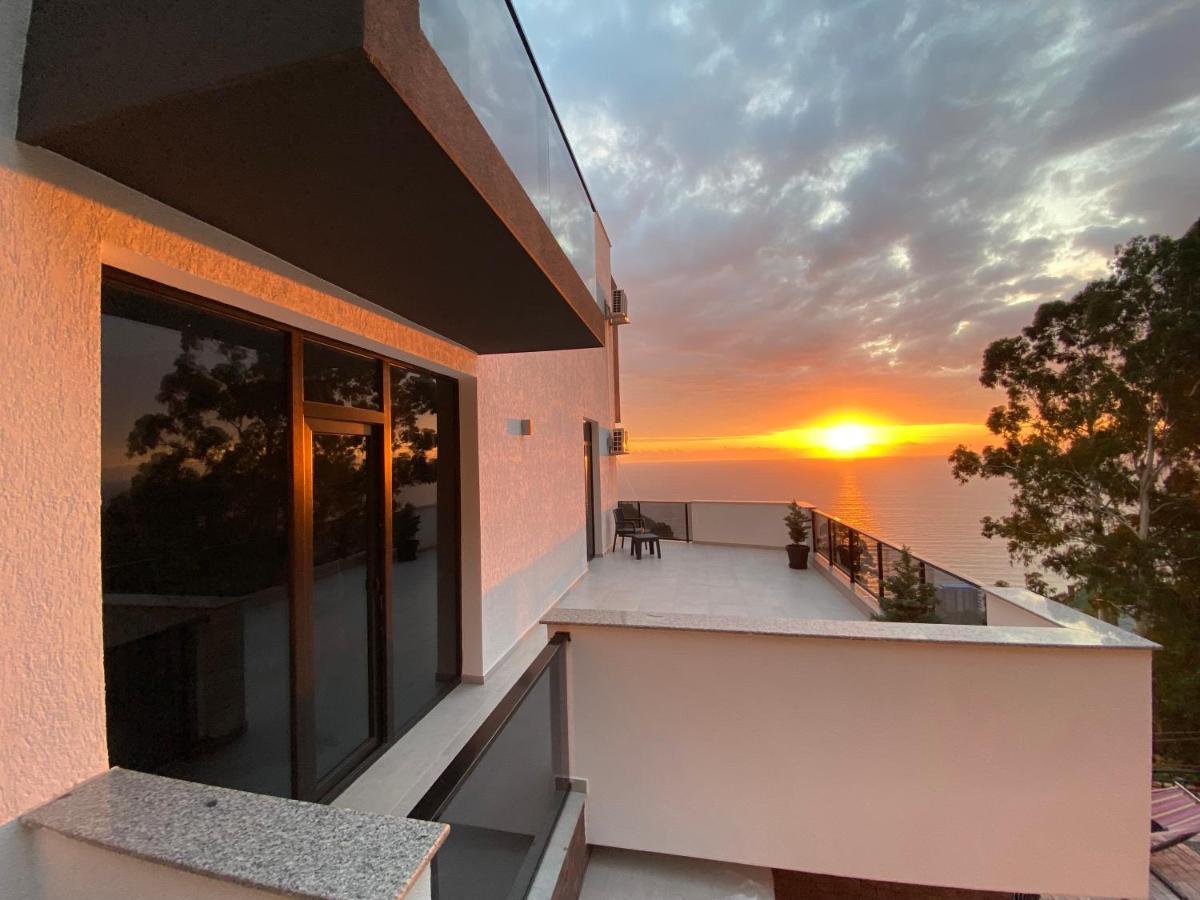 Villa Deluxe ควาเรียที ภายนอก รูปภาพ